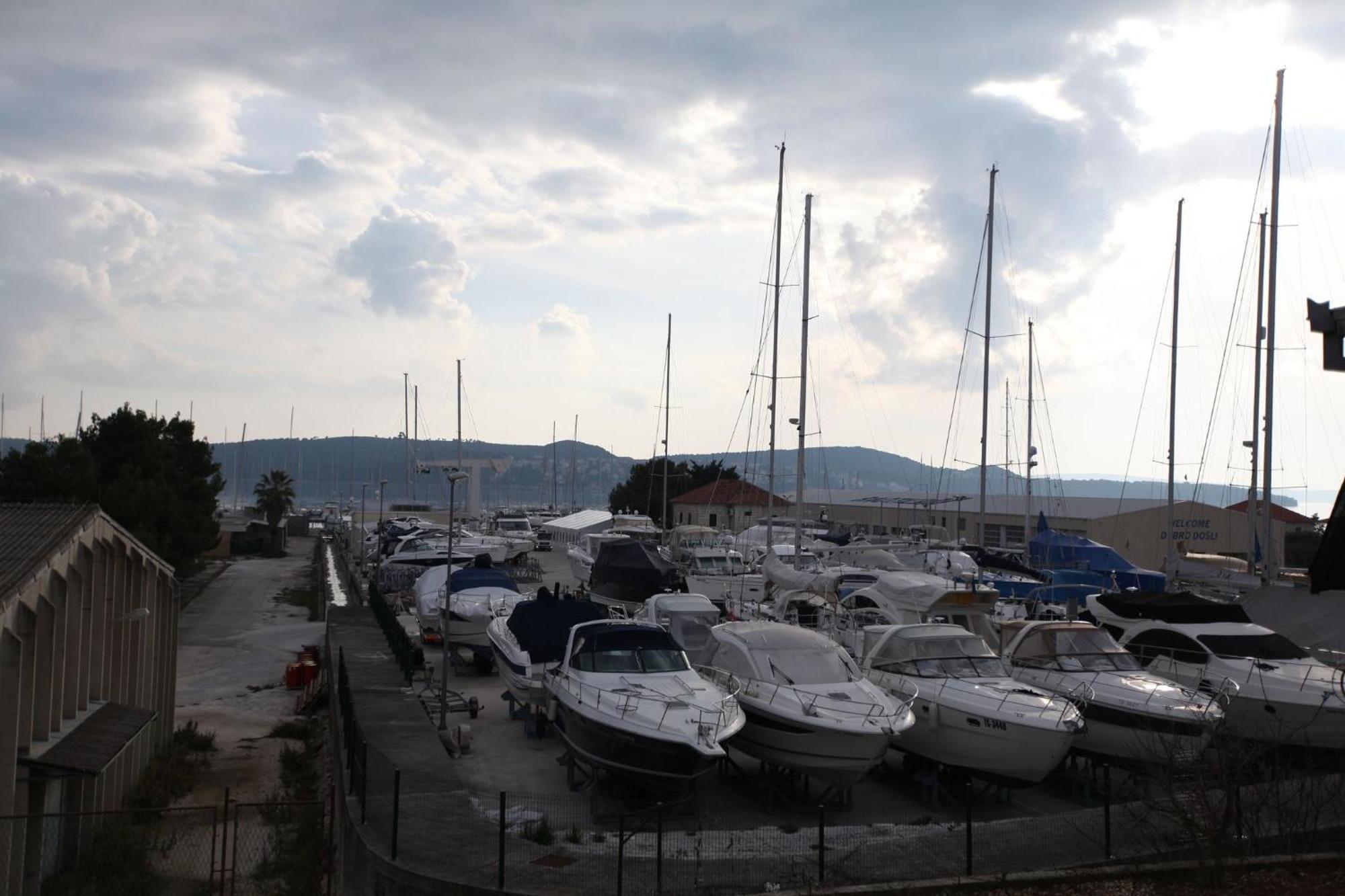 Apartmani Ivana Τρογκίρ Εξωτερικό φωτογραφία
