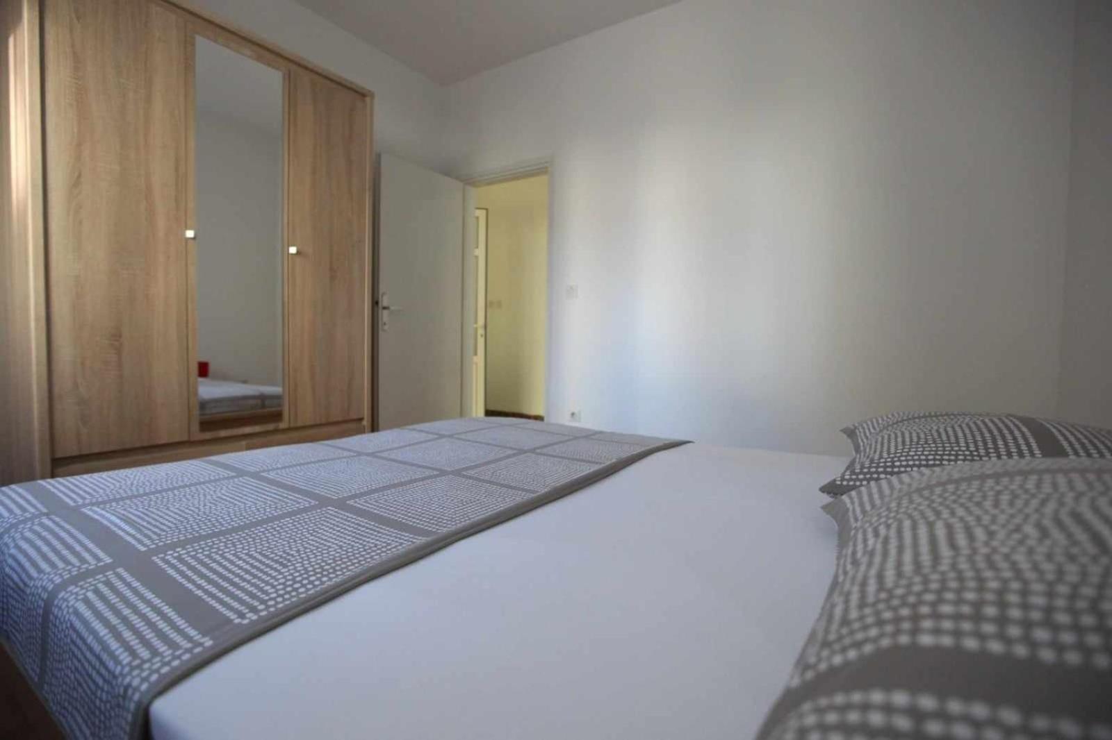 Apartmani Ivana Τρογκίρ Εξωτερικό φωτογραφία